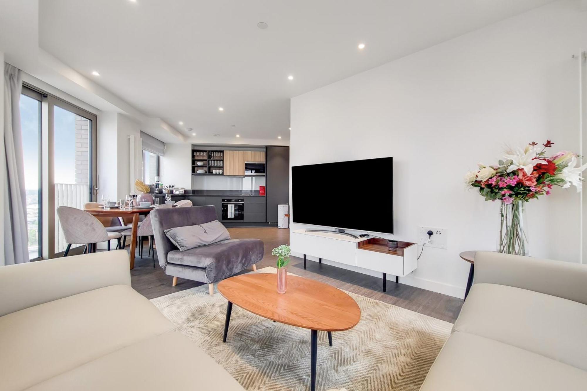 Deluxe Three Bedroom Apartment By London Excel Stays Экстерьер фото